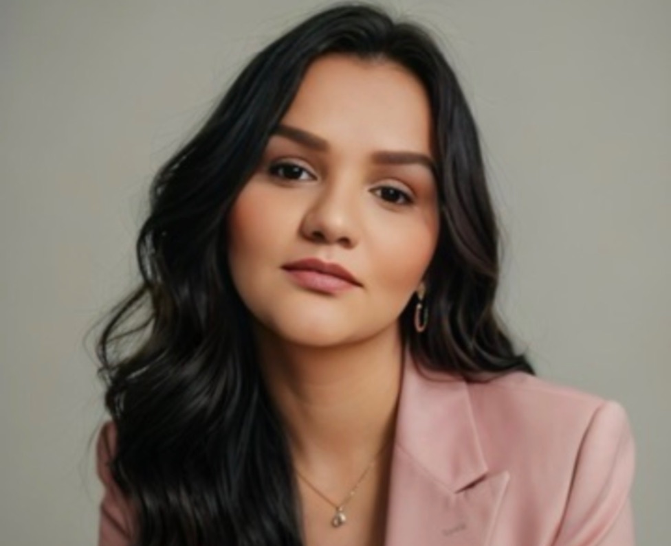 Anatalia Holanda 