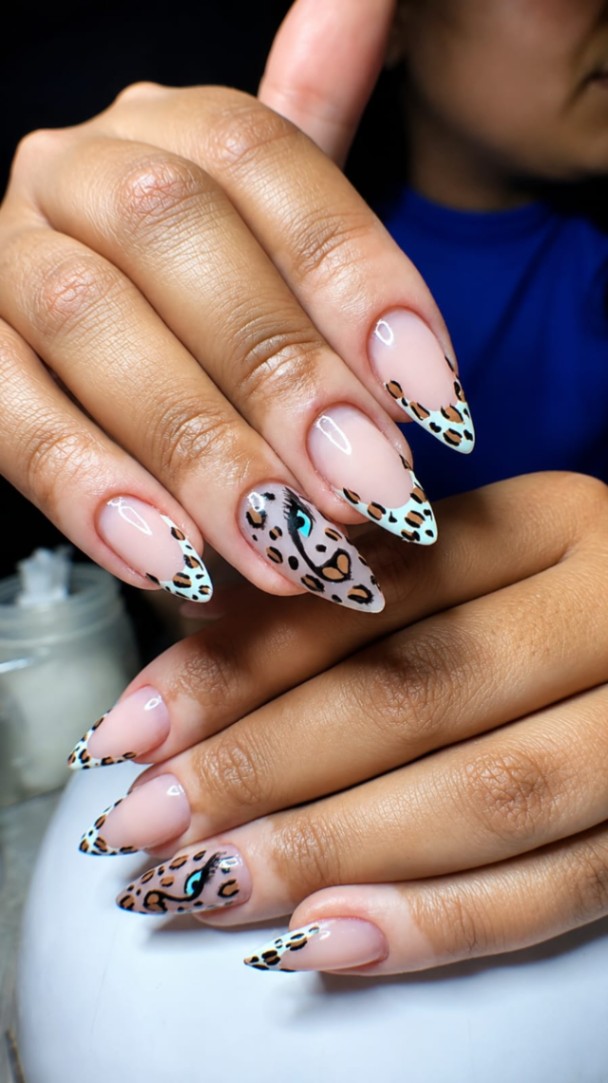 Trabalho de Nail design por Tamires Santos. em Jardim Belcito, São Paulo — foto 1 de 7