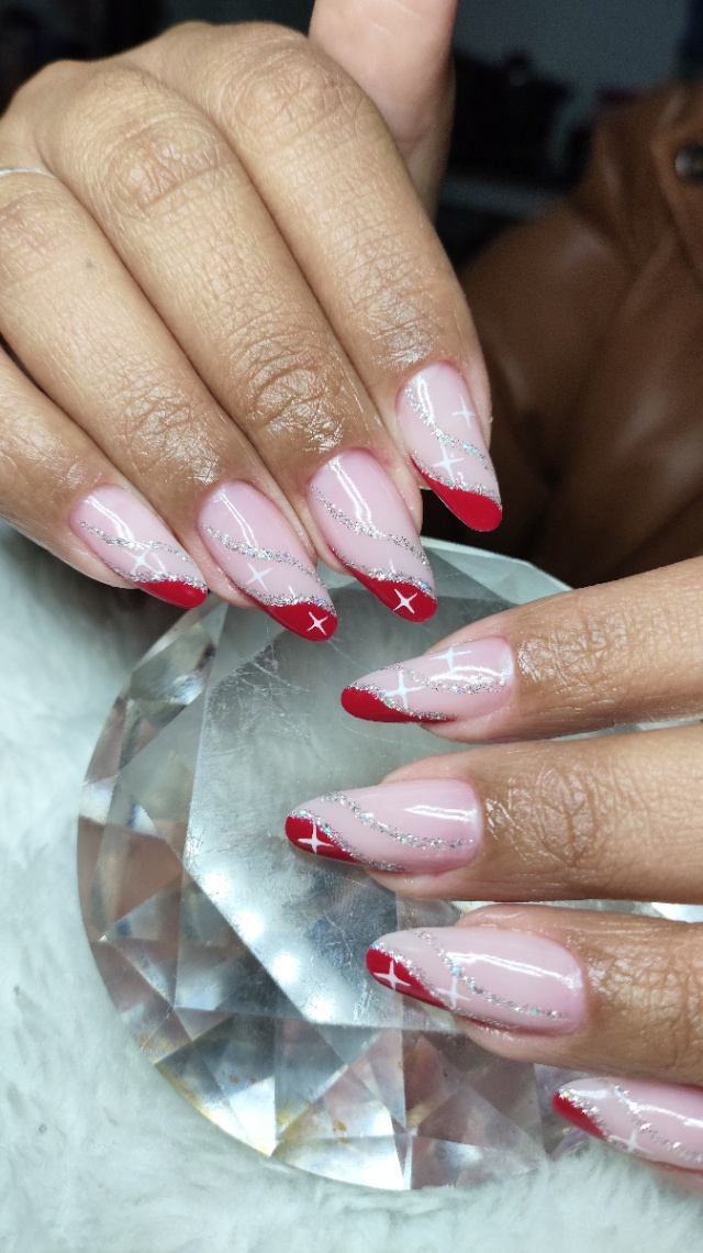 Trabalho de Nail design por Tamires Santos. em Jardim Belcito, São Paulo — foto 3 de 7