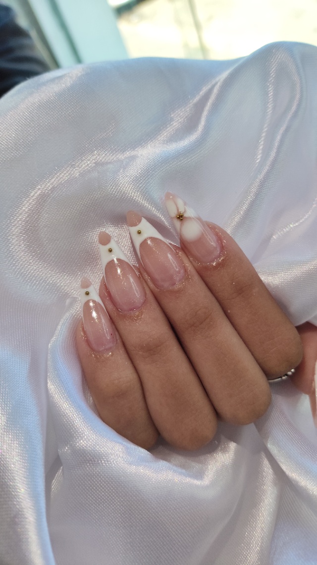 Trabalho de Nail design por Tamires Santos. em Jardim Belcito, São Paulo — foto 7 de 7