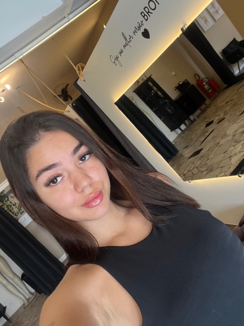 Yasmim Almeida De Viveiros