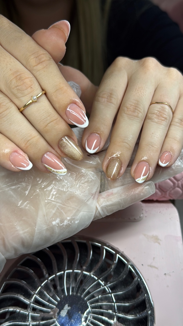 Trabalho de Manicure/Pedicure por Leticia Abuyagui Dantas em Parque Santo Antônio, Guarulhos — foto 1 de 9