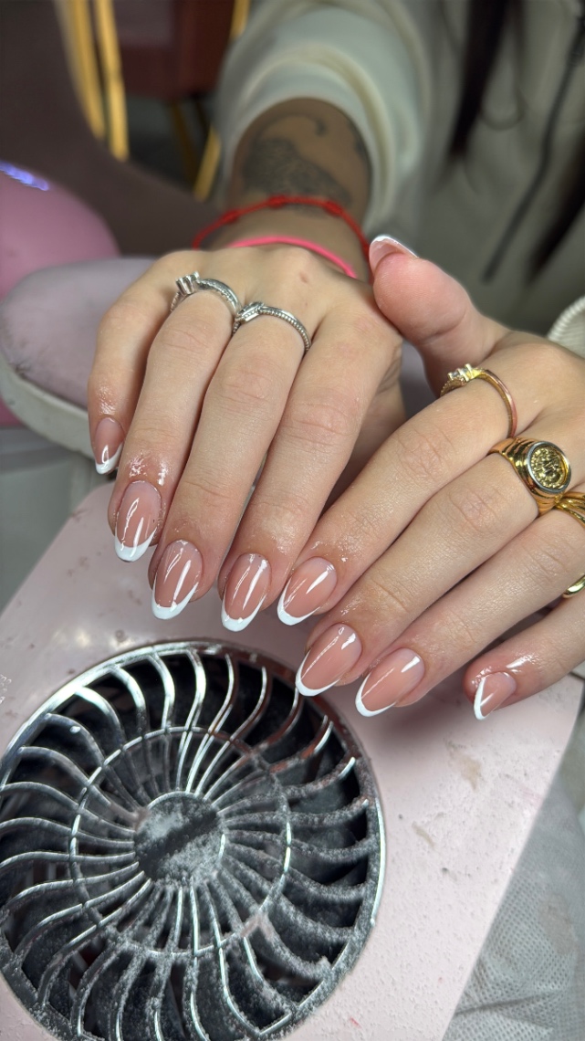 Trabalho de Manicure/Pedicure por Leticia Abuyagui Dantas em Parque Santo Antônio, Guarulhos — foto 2 de 9