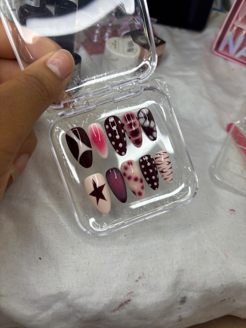 Trabalho de Nail Designer por Jennifer cristina de melo em Parque Santa Rita, São Paulo — foto 6 de 12