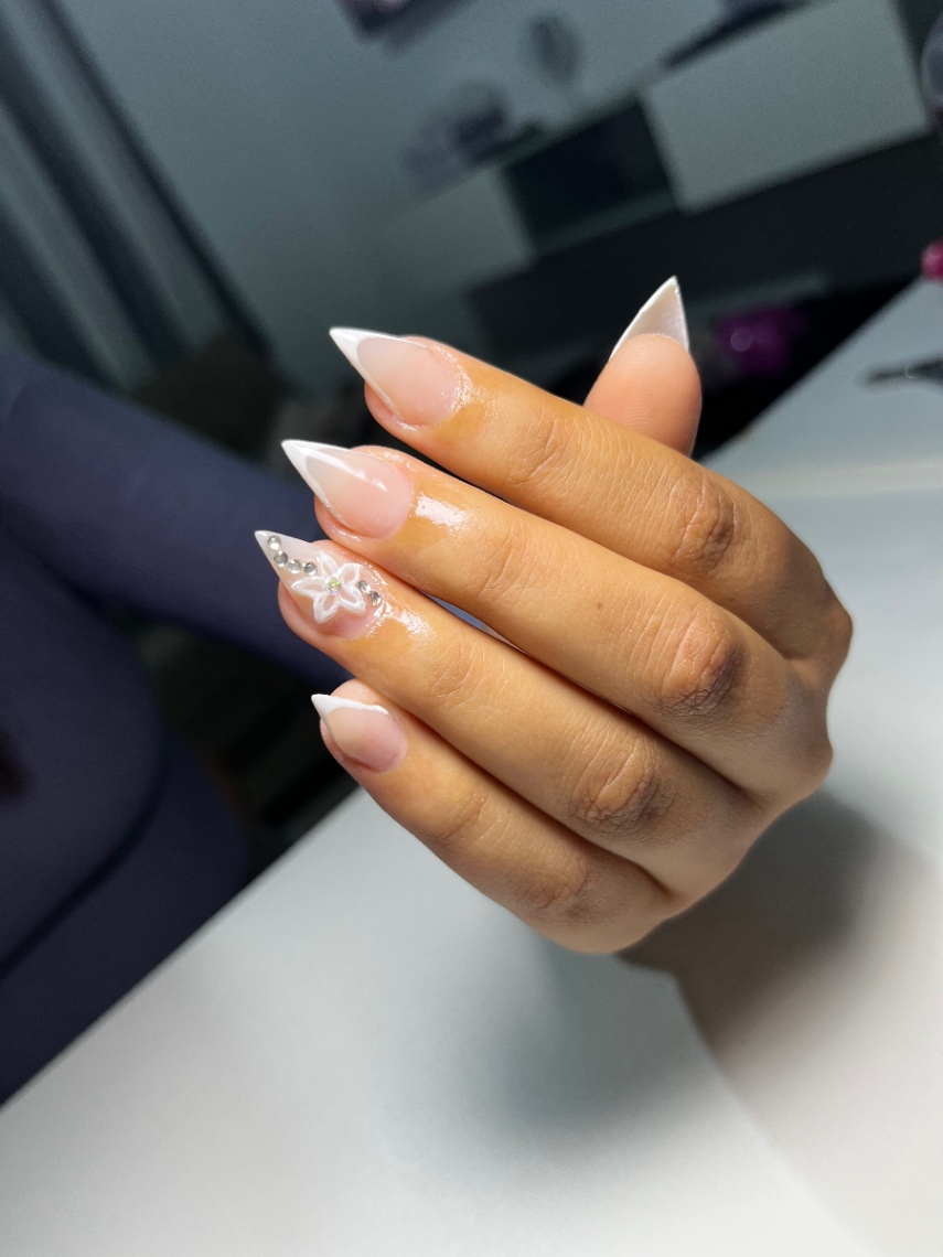 Trabalho de Nail Designer por Kathlyn Souza Santos em Fazenda da Juta, São Paulo — foto 1 de 6