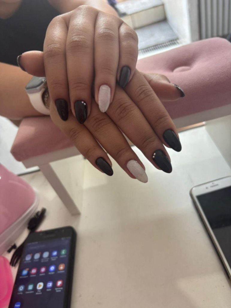 Trabalho de Manicure/Pedicure por Débora em Jardim Paraíso, Guarulhos — foto 7 de 9