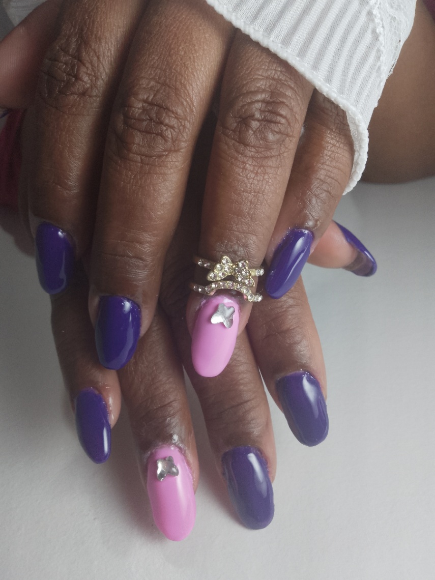 Trabalho de Manicure/Pedicure por Nayara Christiny Barboza Oliveira em Samarita, São Vicente — foto 2 de 9