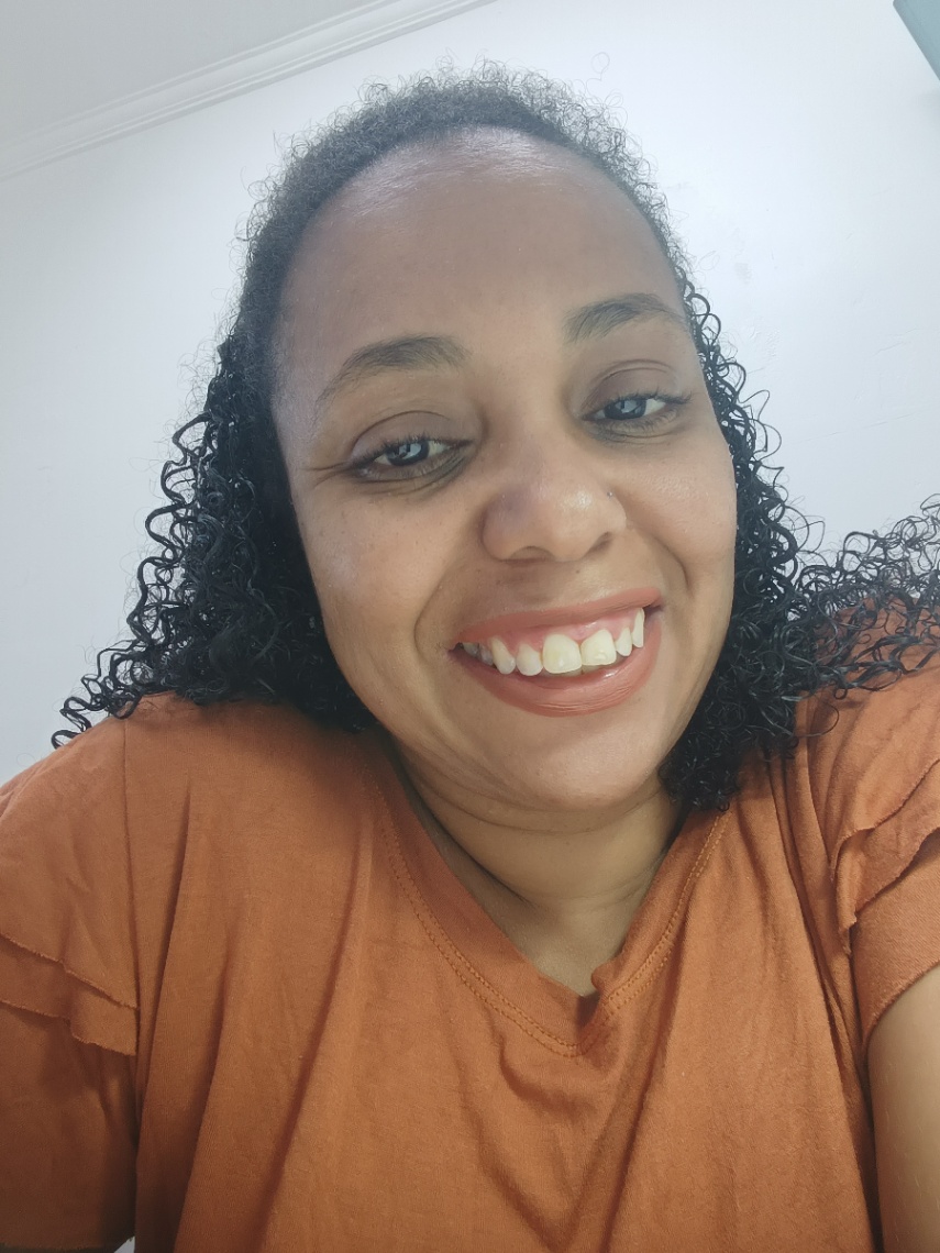 Thais Machado Vargas 