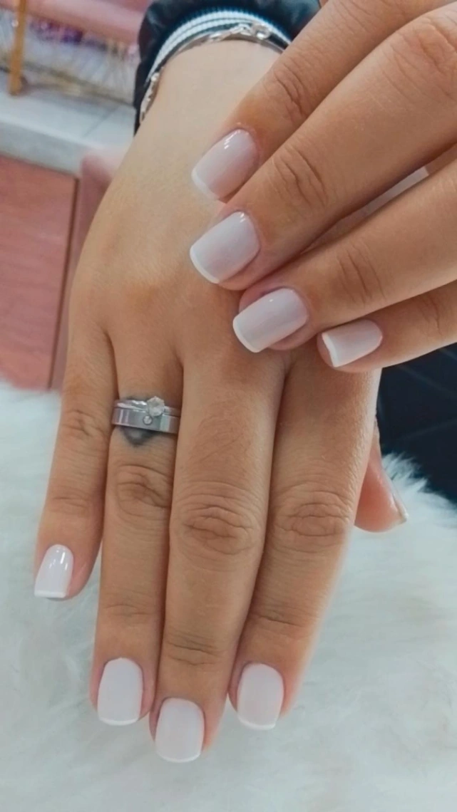 Trabalho de Manicure/Pedicure por Viviane Oliveira em Vila Itaberaba, São Paulo — foto 2 de 7