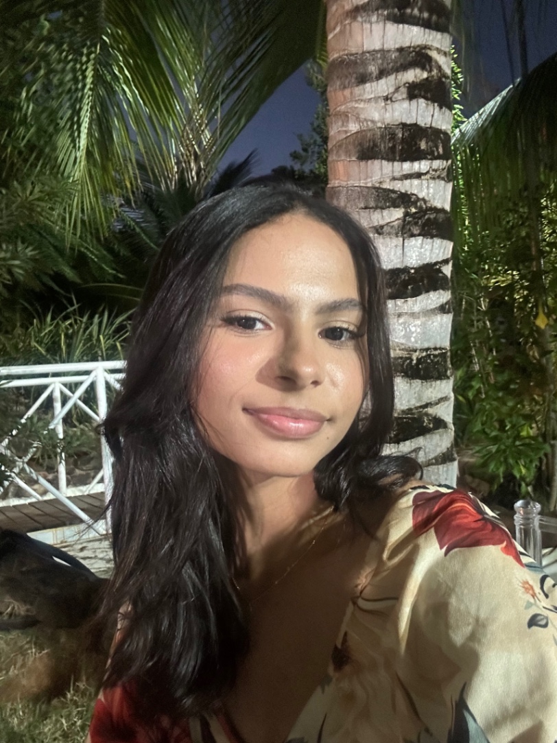 Mirelly Lima