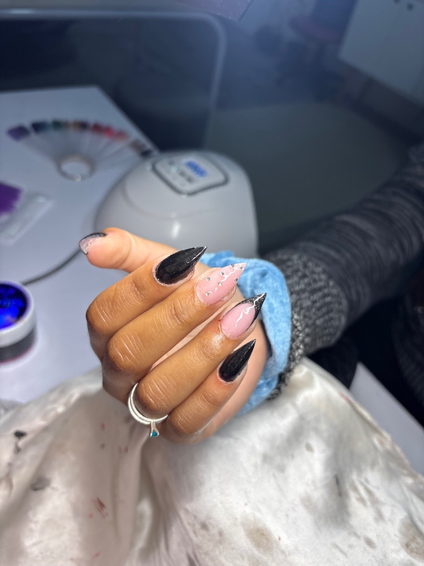 Trabalho de Nail Designer por samira de Oliveira Guimarães em Jardim Arco-Íris, Cotia — foto 10 de 11