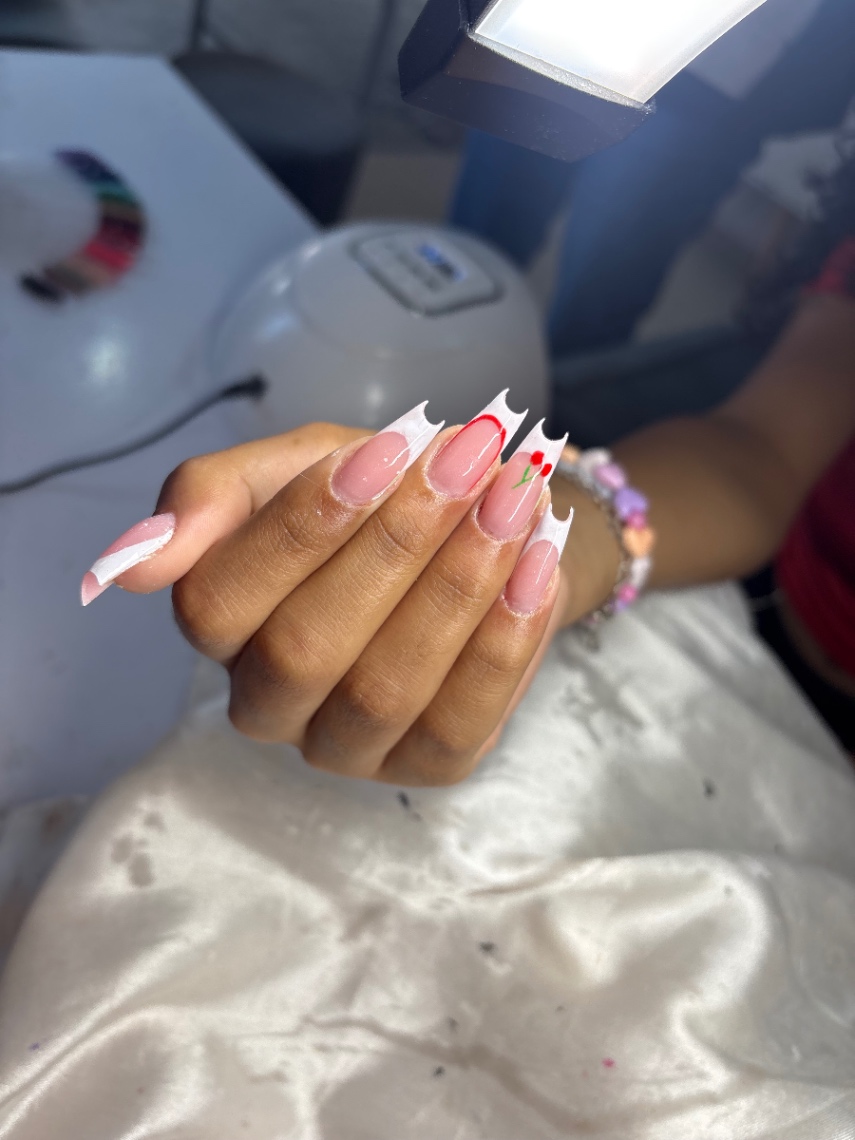 Trabalho de Nail Designer por samira de Oliveira Guimarães em Jardim Arco-Íris, Cotia — foto 11 de 11