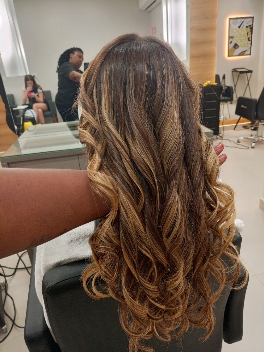 Trabalho de Manicure/Pedicure por Sheila Oliveira Santos em Terceira Divisão de Interlagos, São Paulo — foto 35 de 53
