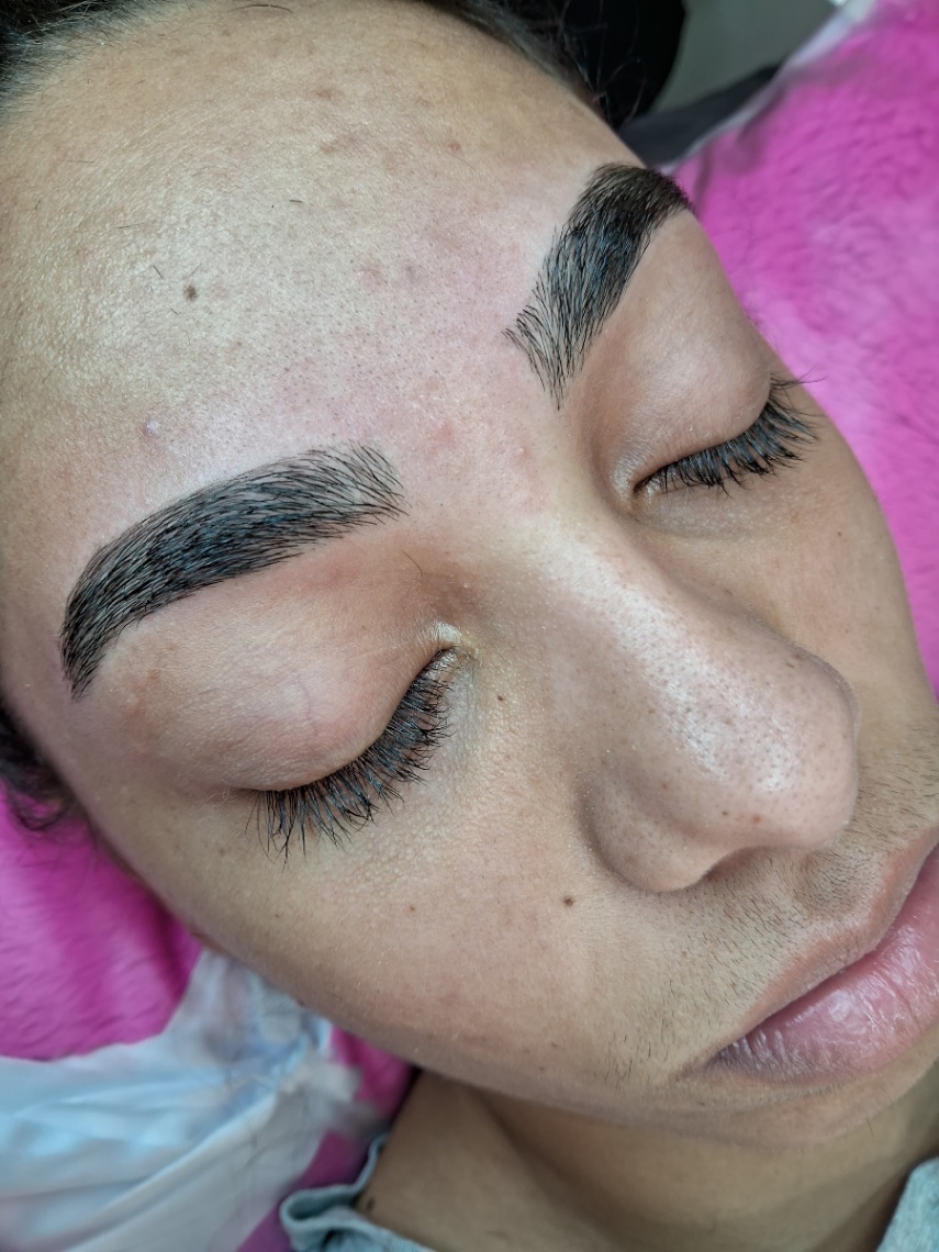 Trabalho de Designer de sobrancelha por Janaina Virginia Silva Dos Santos em Cidade Júlia, São Paulo — foto 3 de 9