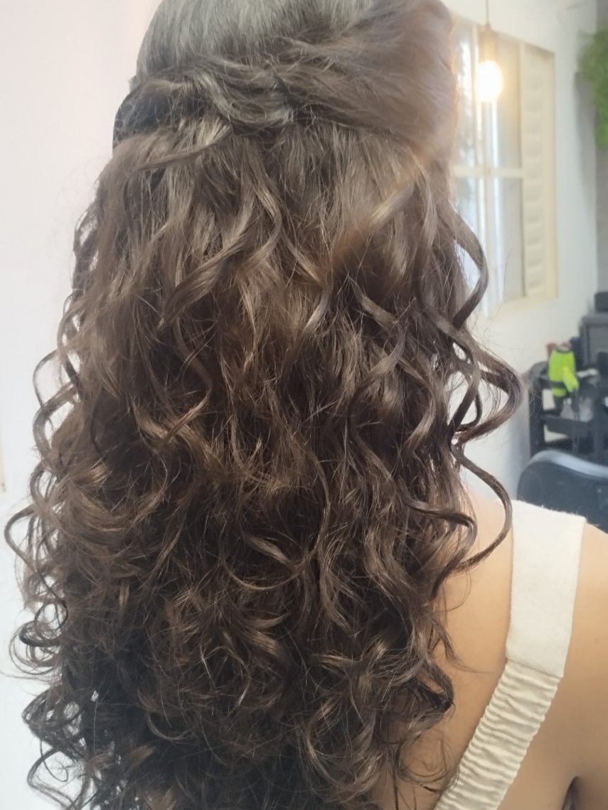 Trabalho de Cabeleireiro(a) por Ivye Alessandra em Sé, São Paulo — foto 2 de 4