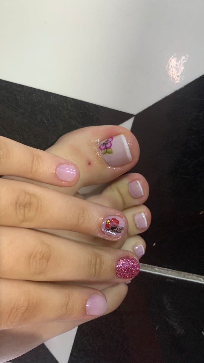 Trabalho de Manicure/Pedicure por Ingrid mendes otavio Dos santos em Cidade Líder, São Paulo — foto 11 de 39