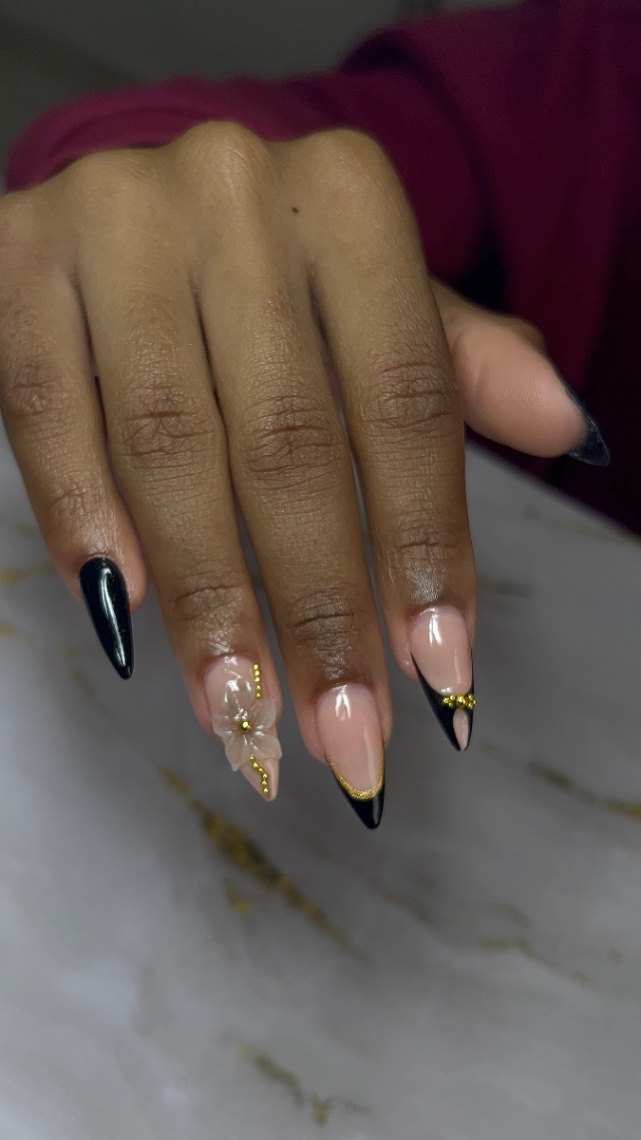 Trabalho de Manicure/Pedicure por Micaelly Vitória batista da silva em Cidade Tiradentes, São Paulo — foto 8 de 11