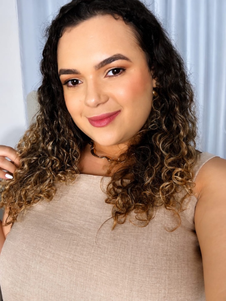 Karolyn Laranjeira Fagundes David 