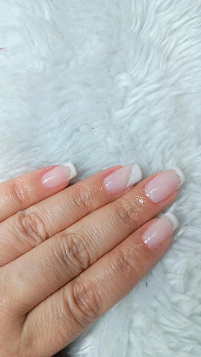 Trabalho de Manicure/Pedicure por Juliana Agustinho da Silva em Jaguaré, São Paulo — foto 7 de 16