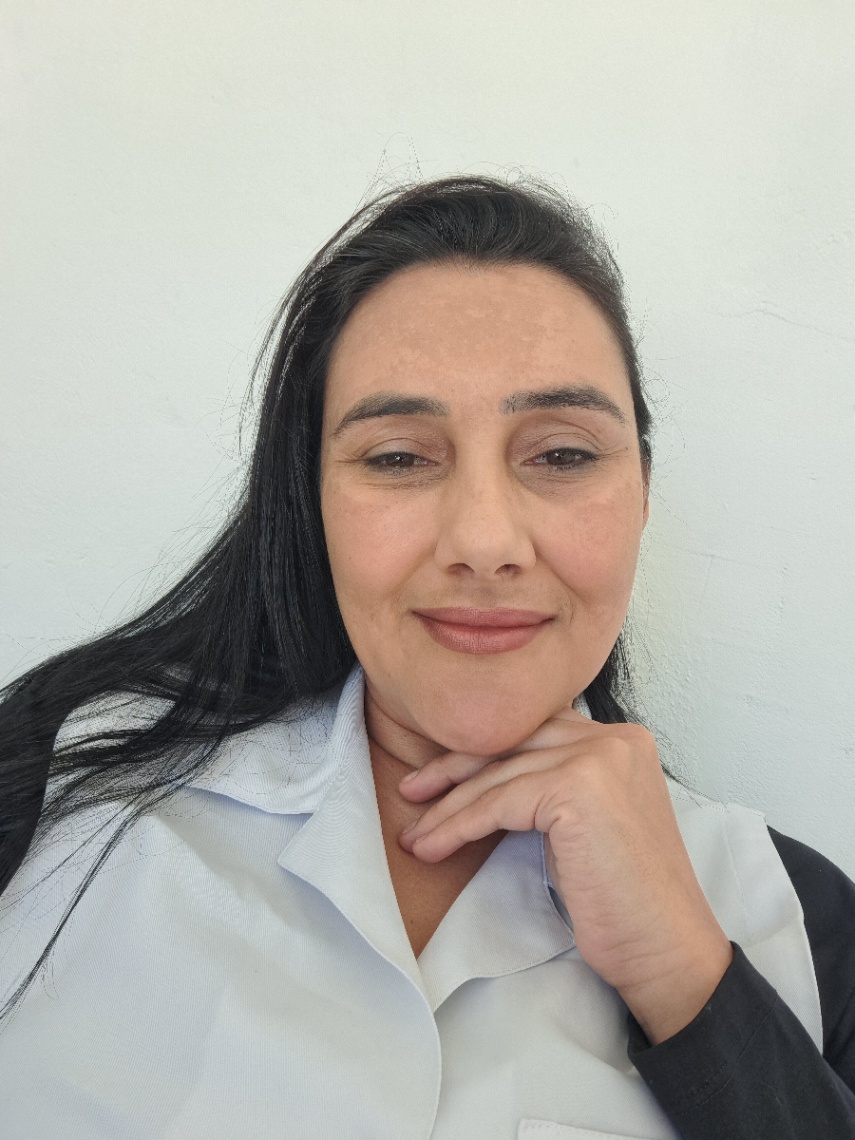 Edilaine Tavares 