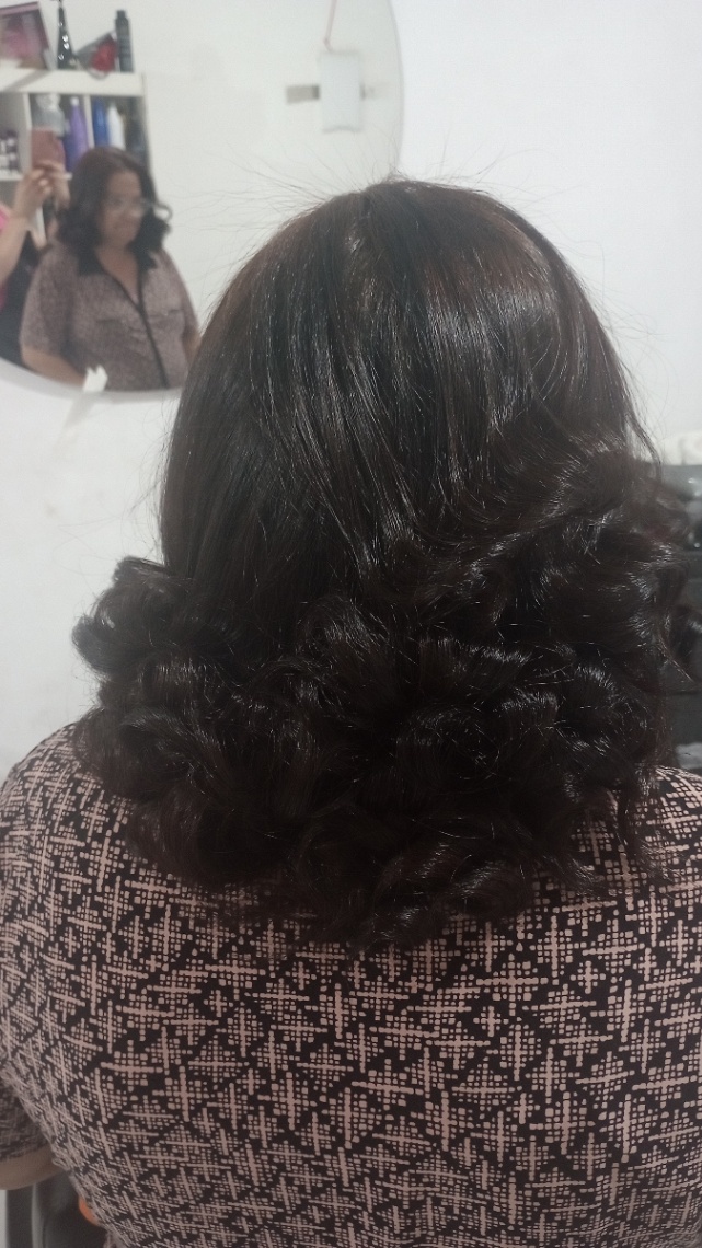 Trabalho de Auxiliar de cabeleireiro por Katia Spalaor em Vila Rosina, Caieiras — foto 7 de 11