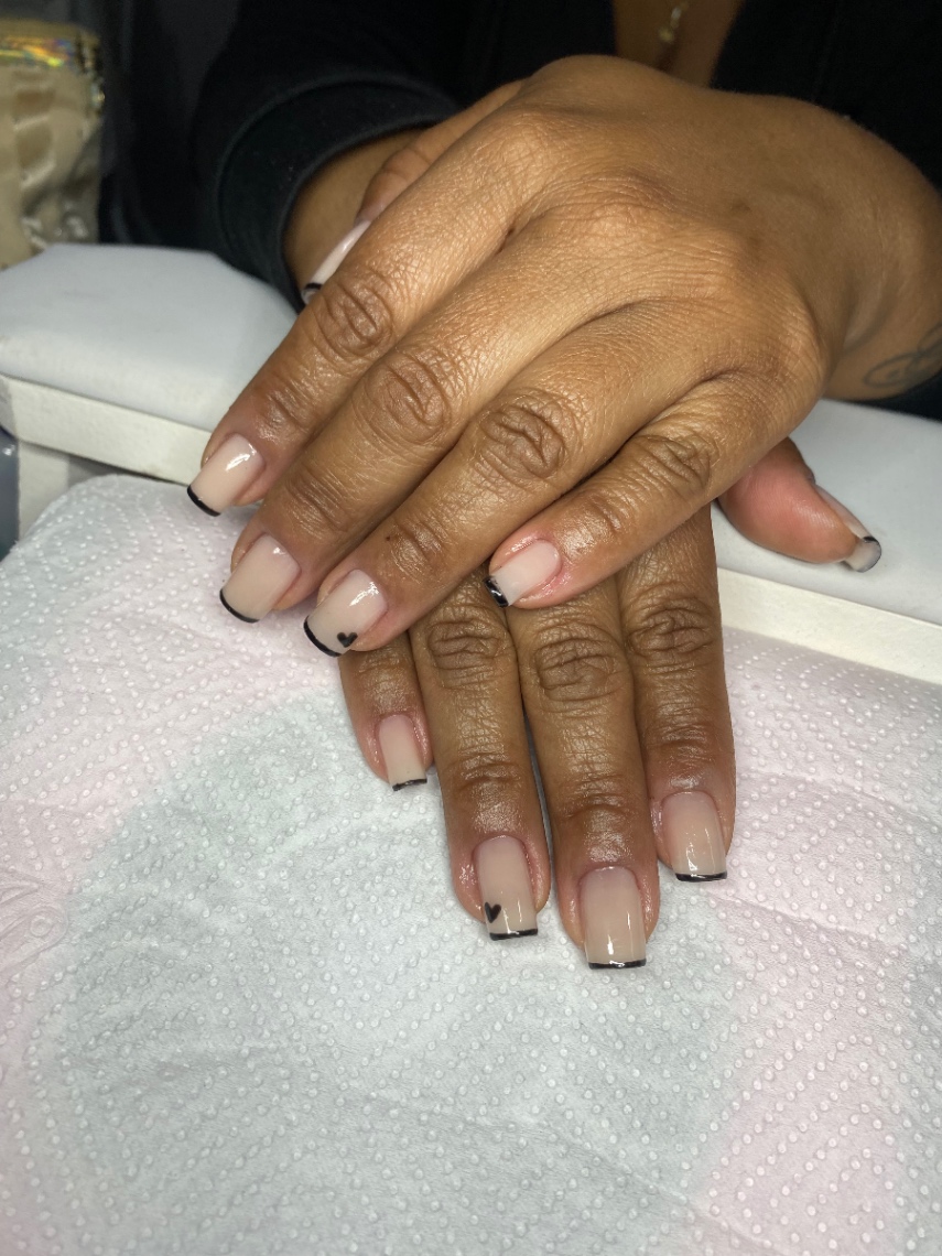 Trabalho de Nails design por Paula Cristina vieira de albernaz em Jardim Valo Verde, Embu das Artes — foto 2 de 12