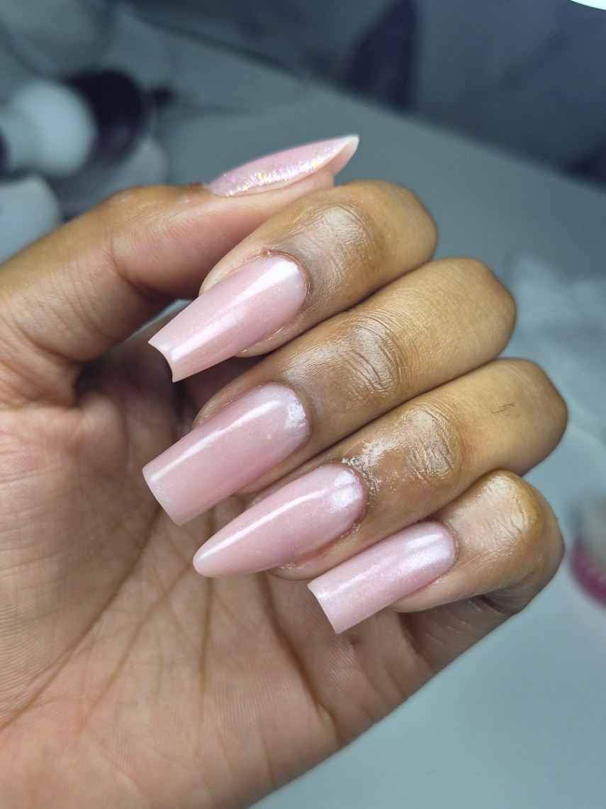 Trabalho de Nail Designer por Thais Stephanie em Jardim Paulista, Barueri — foto 1 de 17
