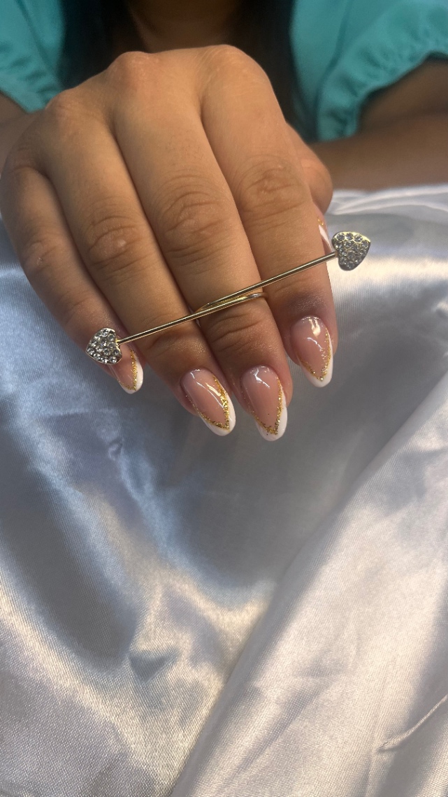 Trabalho de Nail Designer por Alice Lopes Felipe em Conjunto Habitacional Turística, São Paulo — foto 1 de 6