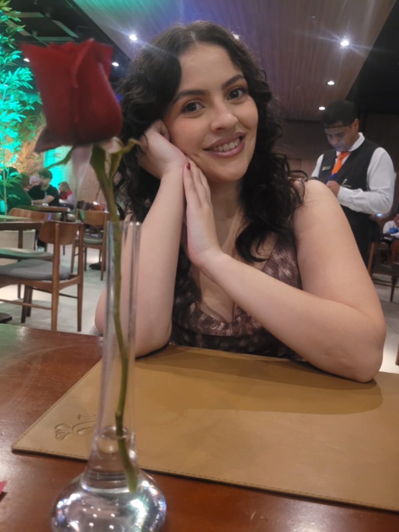 Esdra Rogeria de Moraes