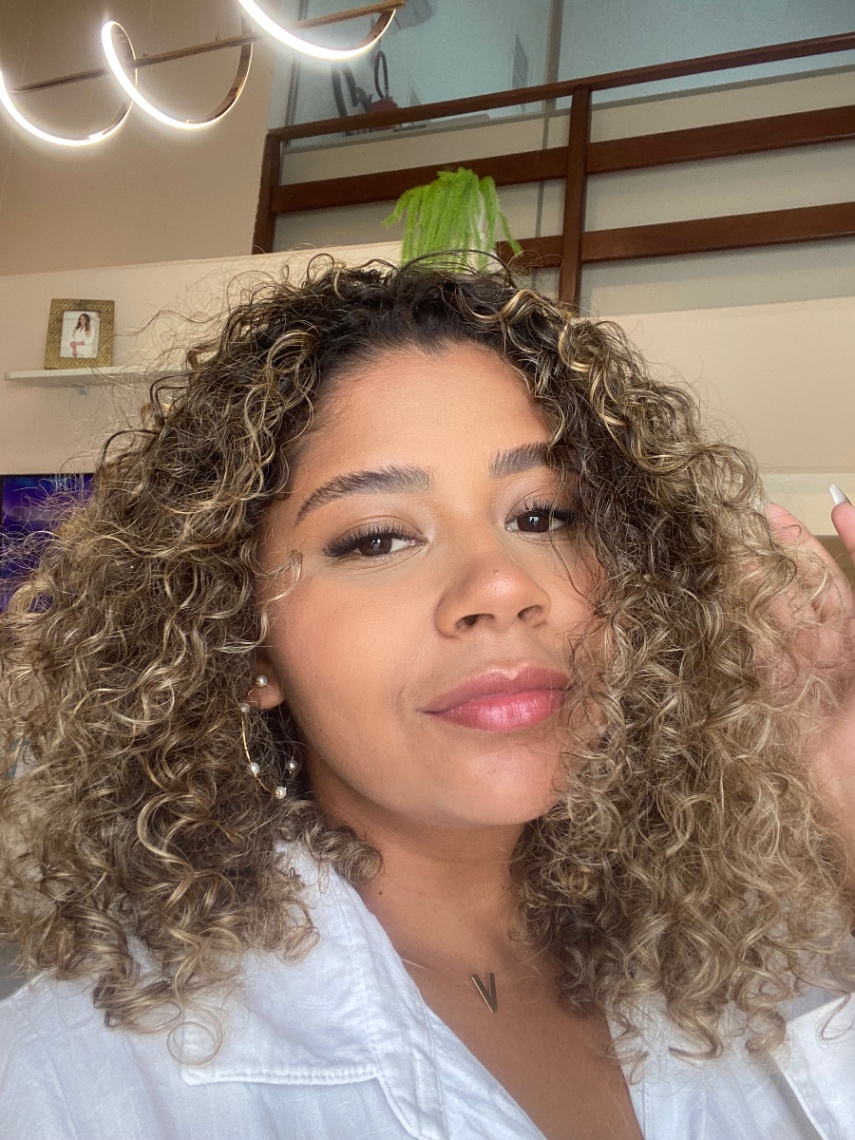 Veronica Santos 