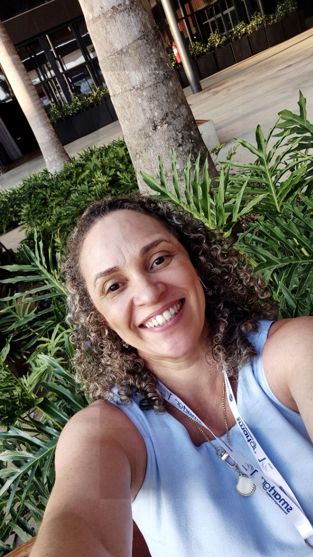 Nara Laranjeira 