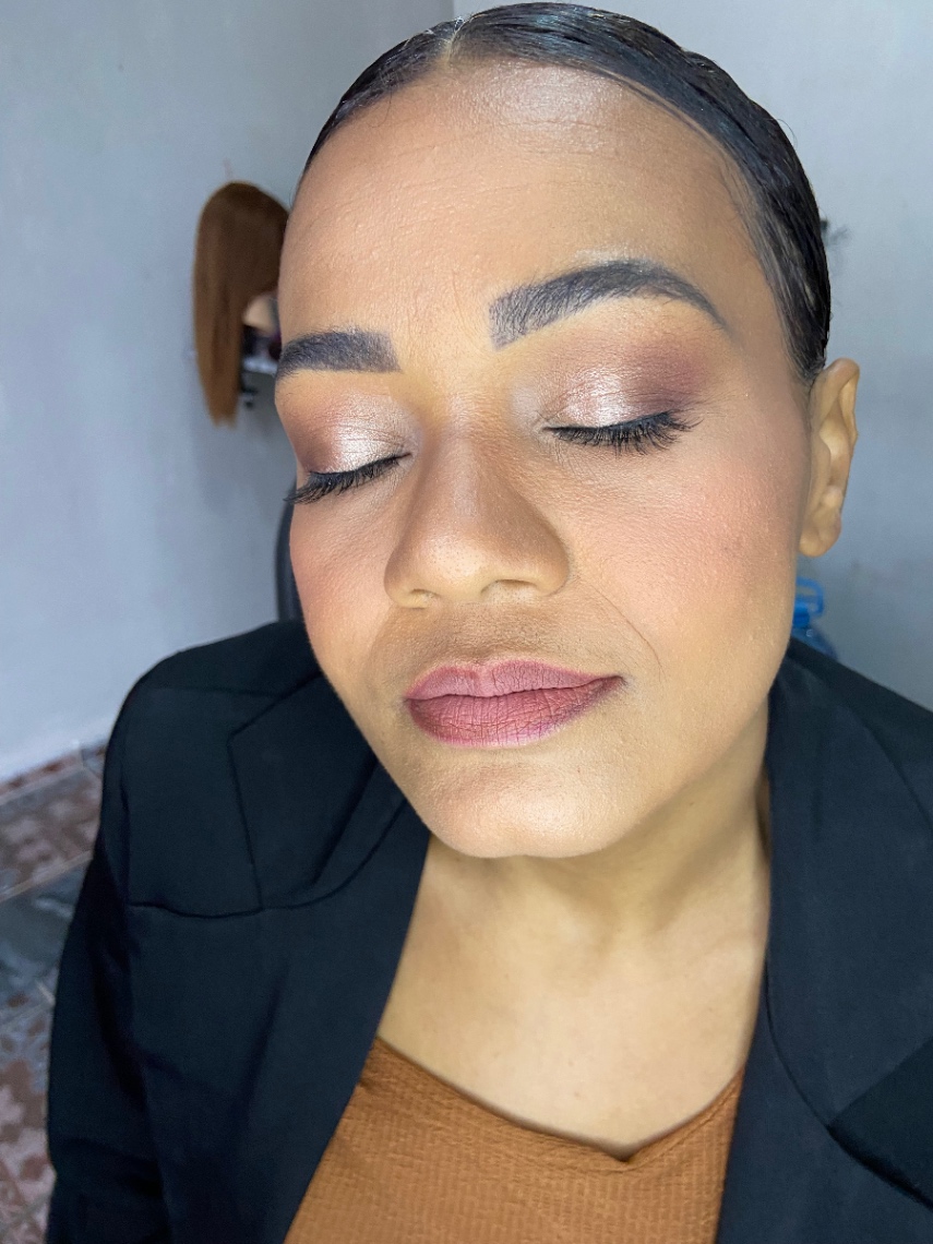 Trabalho de Escovista por Vanessa Silva em Montanhão, São Bernardo do Campo — foto 1 de 9