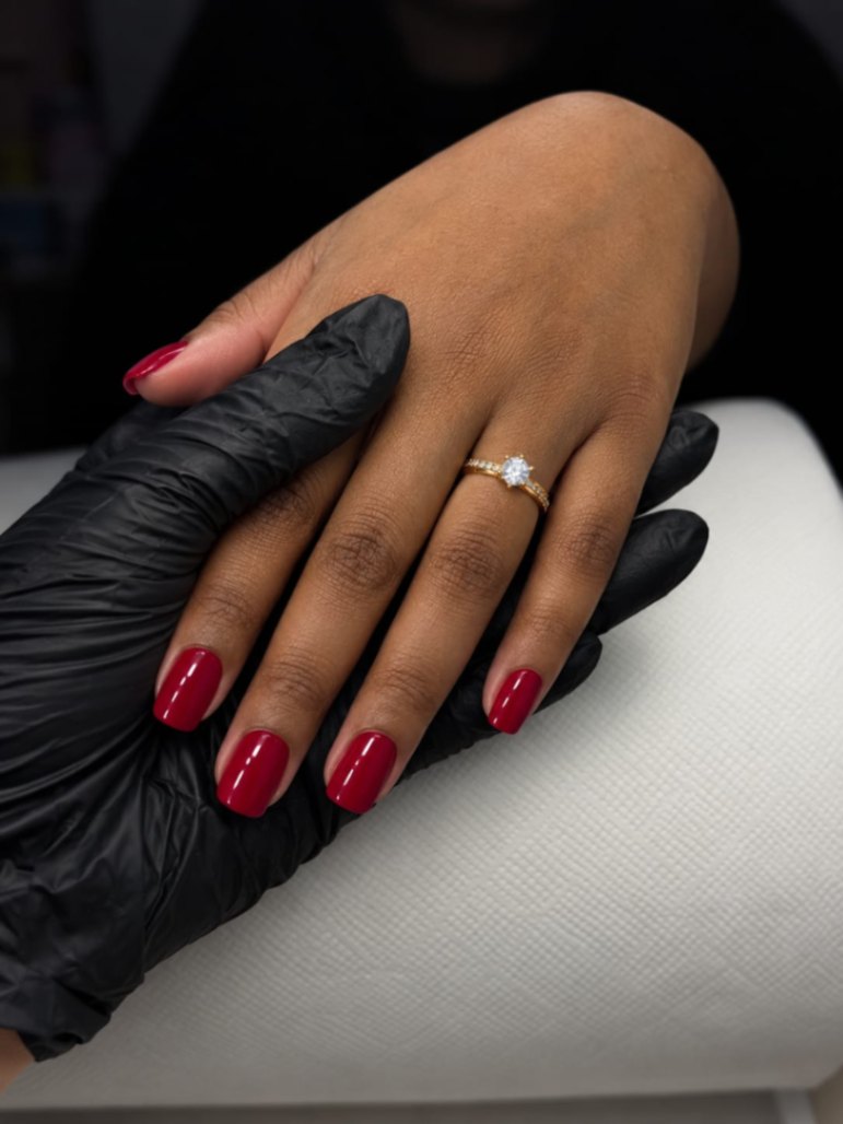Trabalho de Manicure/Pedicure por Giovana Lino Araújo de Santana em Jardim Ottawa, Guarulhos — foto 11 de 15