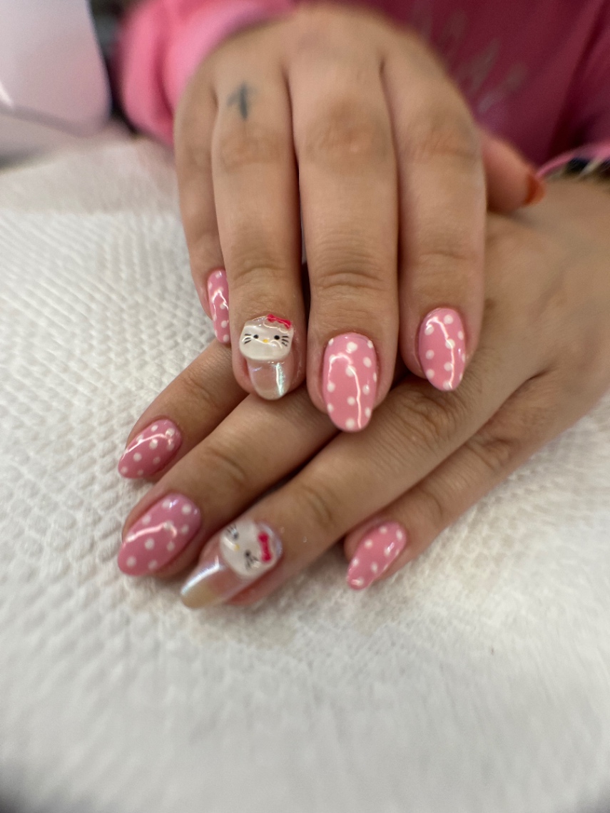 Trabalho de Manicure/Pedicure por Reina Oliveira em Itaquera, São Paulo — foto 8 de 11