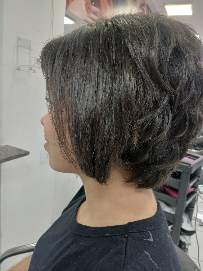 Trabalho de Auxiliar de cabeleireiro por Aline carreiro em Água Branca, São Paulo — foto 3 de 4