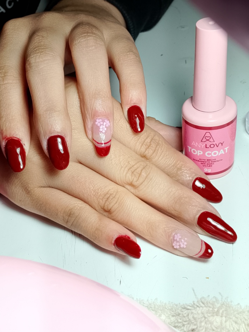 Trabalho de Manicure/Pedicure por Nicole Michel em Parada XV de Novembro, São Paulo
