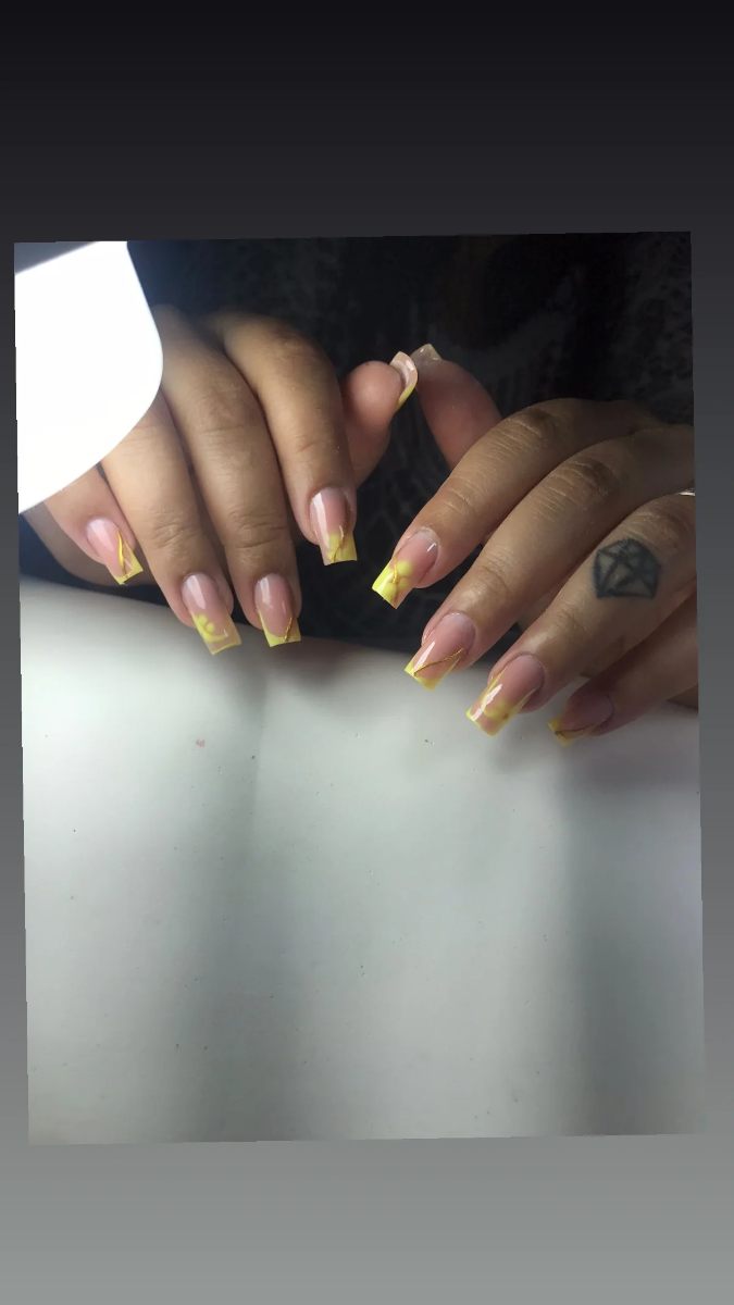 Trabalho de Manicure/Pedicure por Aline em Jardim Júlia, Embu das Artes — foto 17 de 26