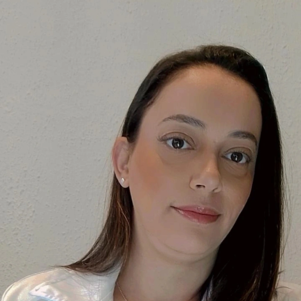 Liliane Cristina Farias
