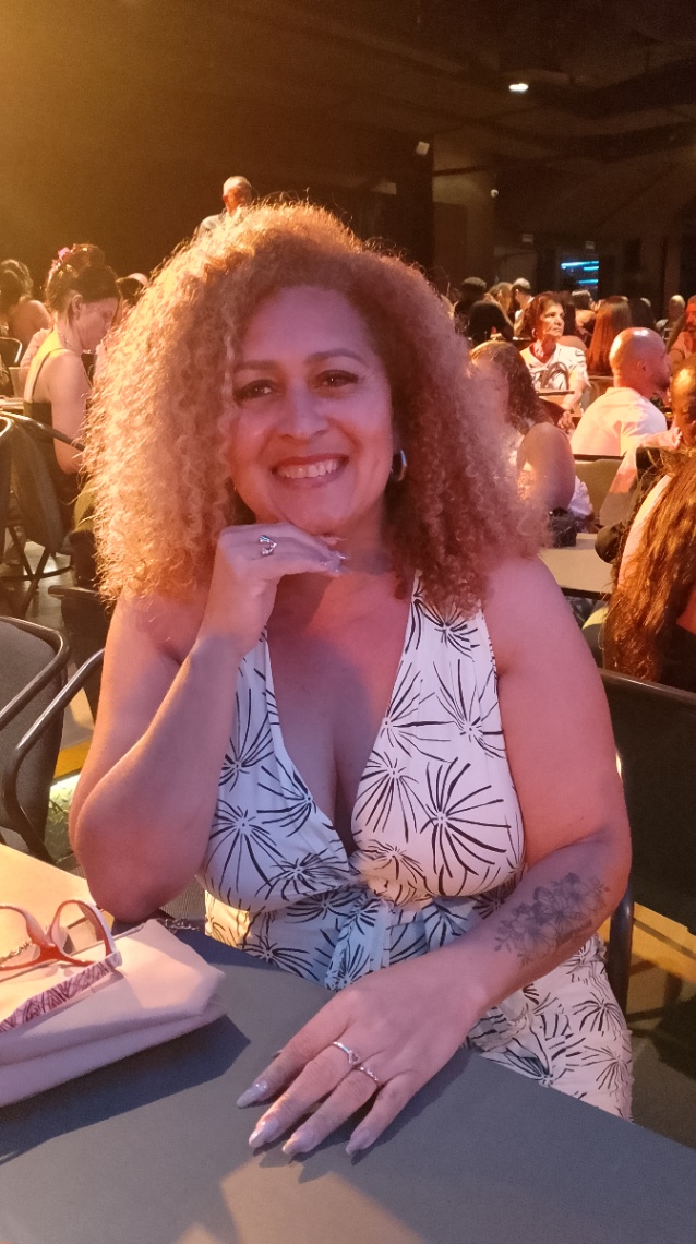 Renata Azevedo