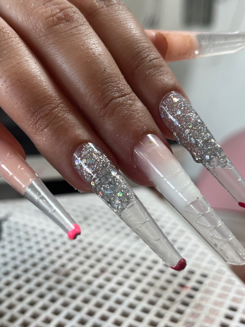 Trabalho de Nail Designer por milena caballero em Vila Pereira Cerca, São Paulo — foto 35 de 53