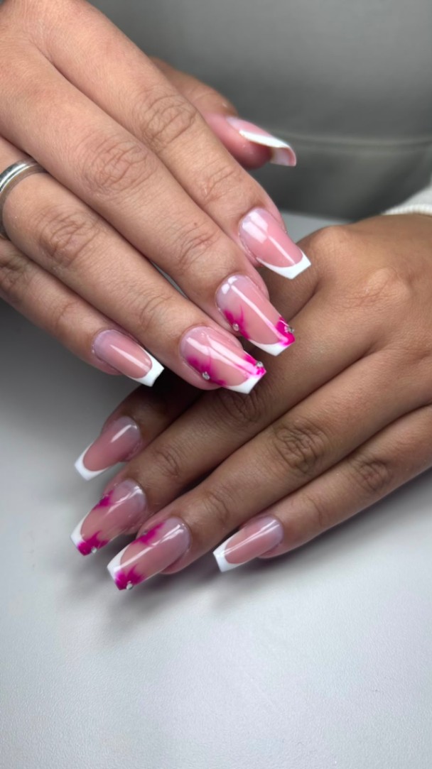 Trabalho de Manicure/Pedicure por Sara Herrera Dias dos Santos em Jardim Helena, São Paulo — foto 2 de 10