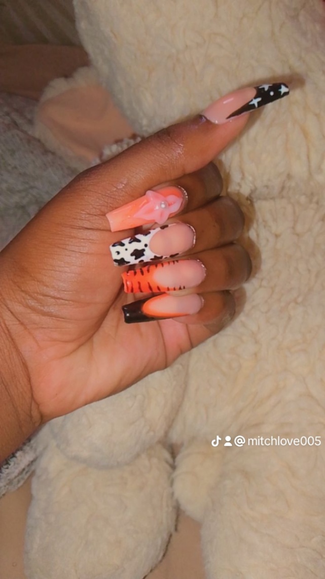 Trabalho de Manicure/Pedicure por Mitchella pierre em Rue clerveaux, Petion ville — foto 1 de 3