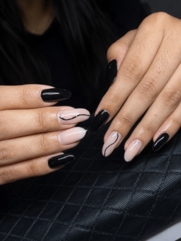 Trabalho de Nail Designer por Larissa Santos em Jardim Novo Horizonte, São Paulo — foto 4 de 19
