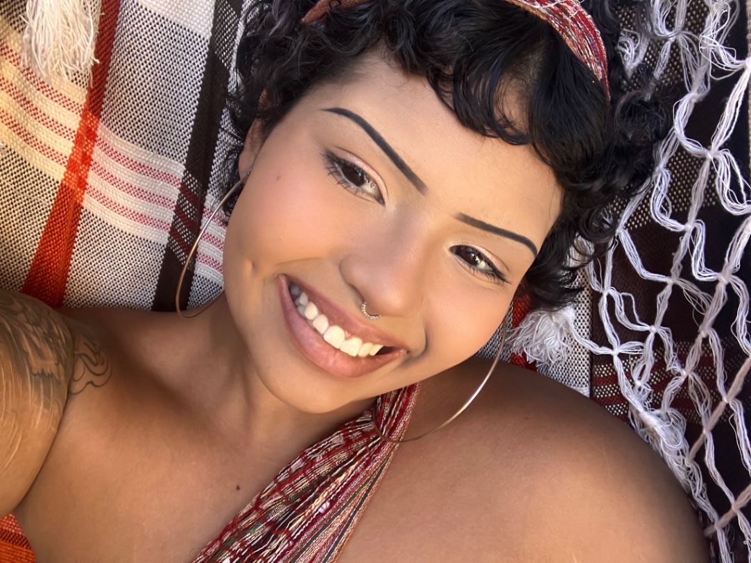 Yasmin Daibert
