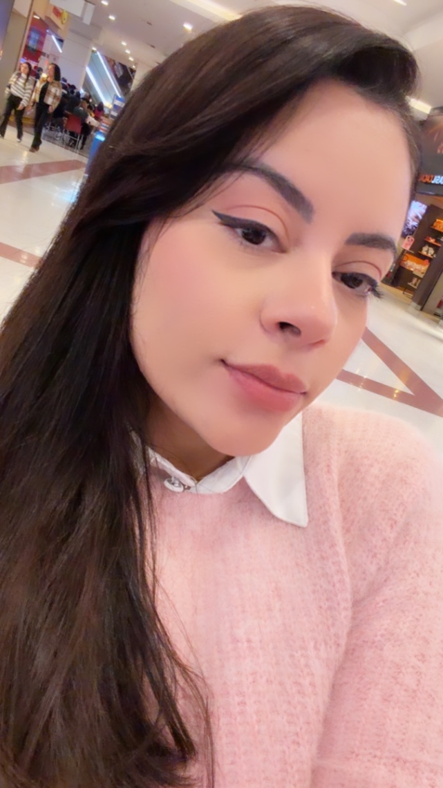 Larissa Alves scapolan