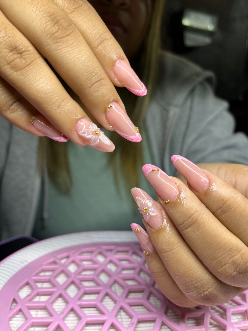 Trabalho de Manicure/Pedicure por Sarah Queiroz Bela em Vila Santa Rosa, Guarujá — foto 17 de 33