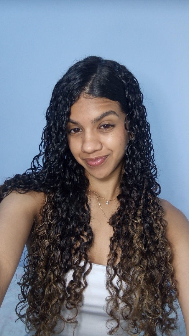 Julia Santos