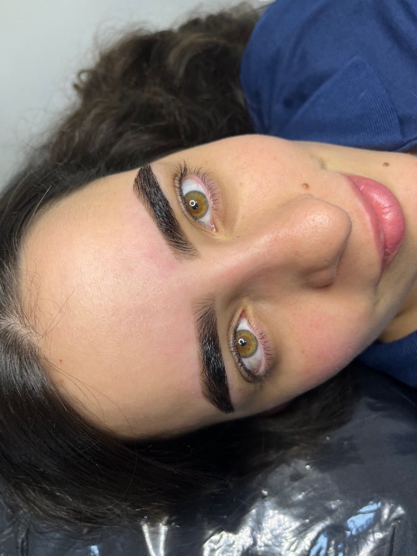 Trabalho de Designer de sobrancelha por Laysa Evellyn em Montanhão, São Bernardo do Campo — foto 34 de 63