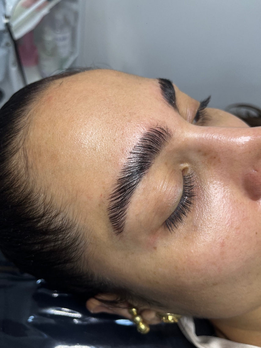 Trabalho de Designer de sobrancelha por Laysa Evellyn em Montanhão, São Bernardo do Campo — foto 45 de 63