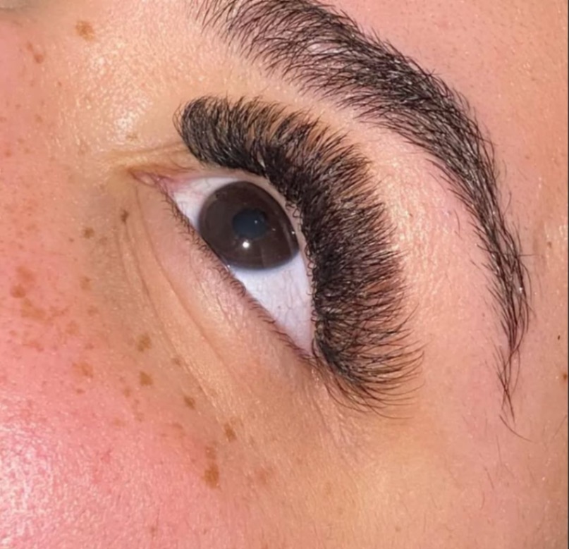 Trabalho de Designer de sobrancelha por Laysa Evellyn em Montanhão, São Bernardo do Campo — foto 61 de 63